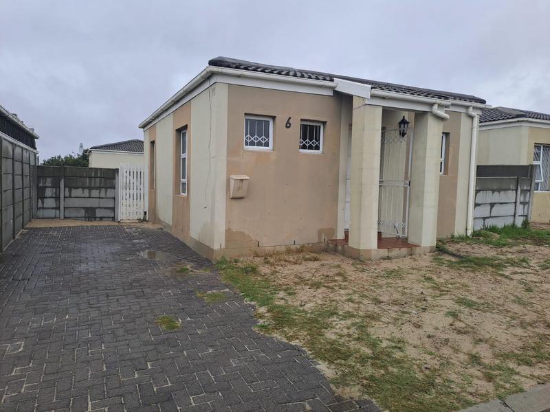 2 Bedroom Property for Sale in Gaylee Western Cape